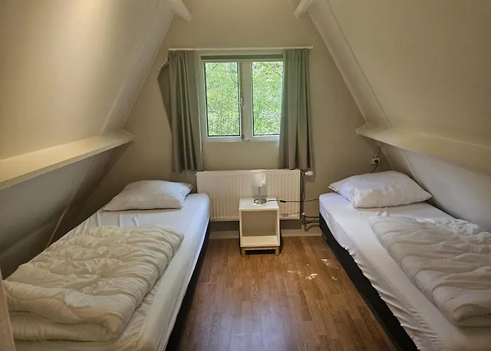 Chalet Nature Retreat Close To Durbuy Town *